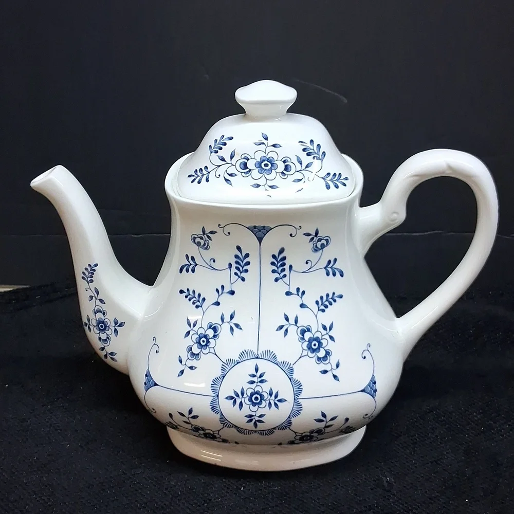 Churchill China. churchill collectible